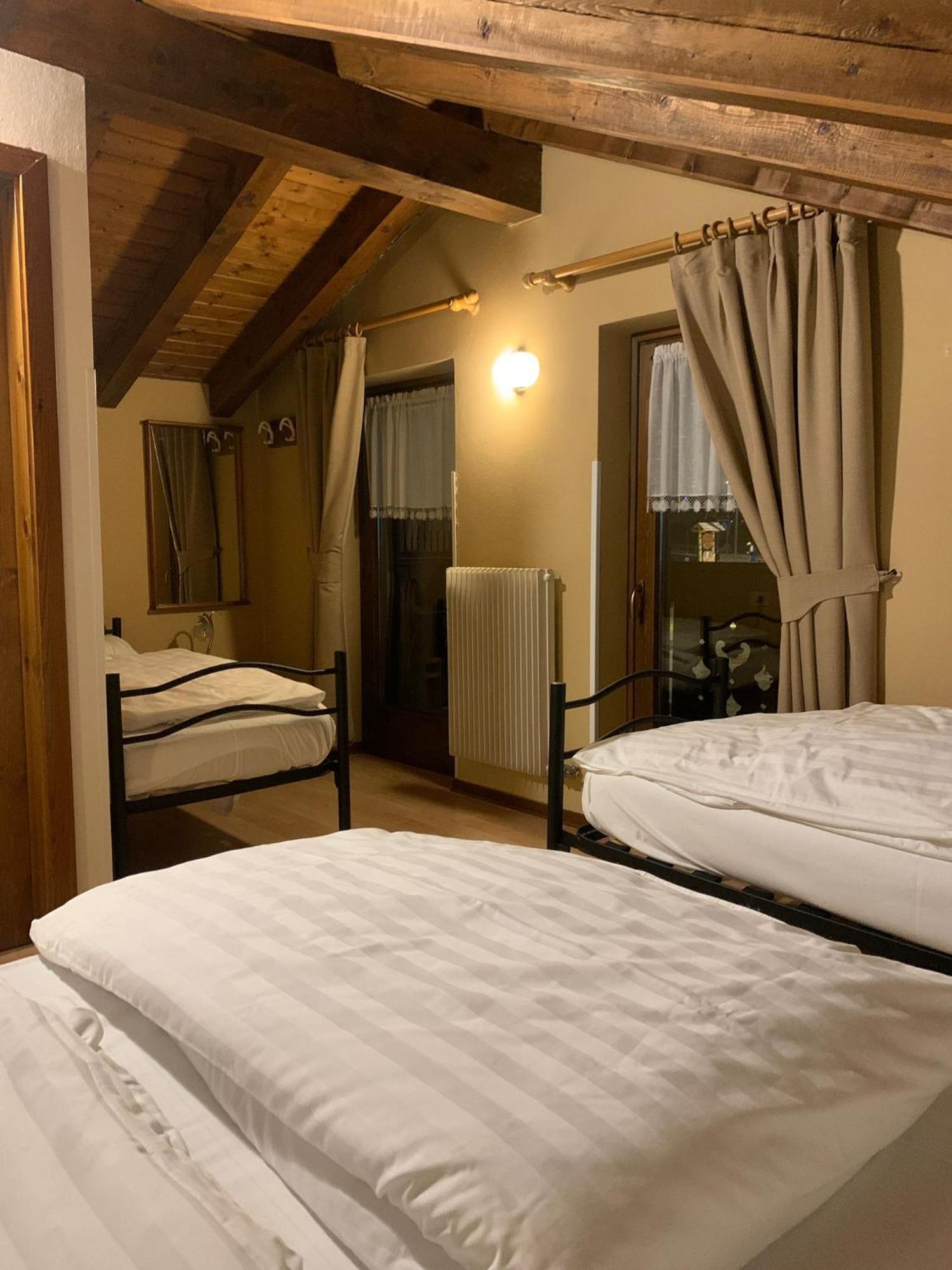 Bed and Breakfast Garni Bonsai Pinzolo Exterior foto