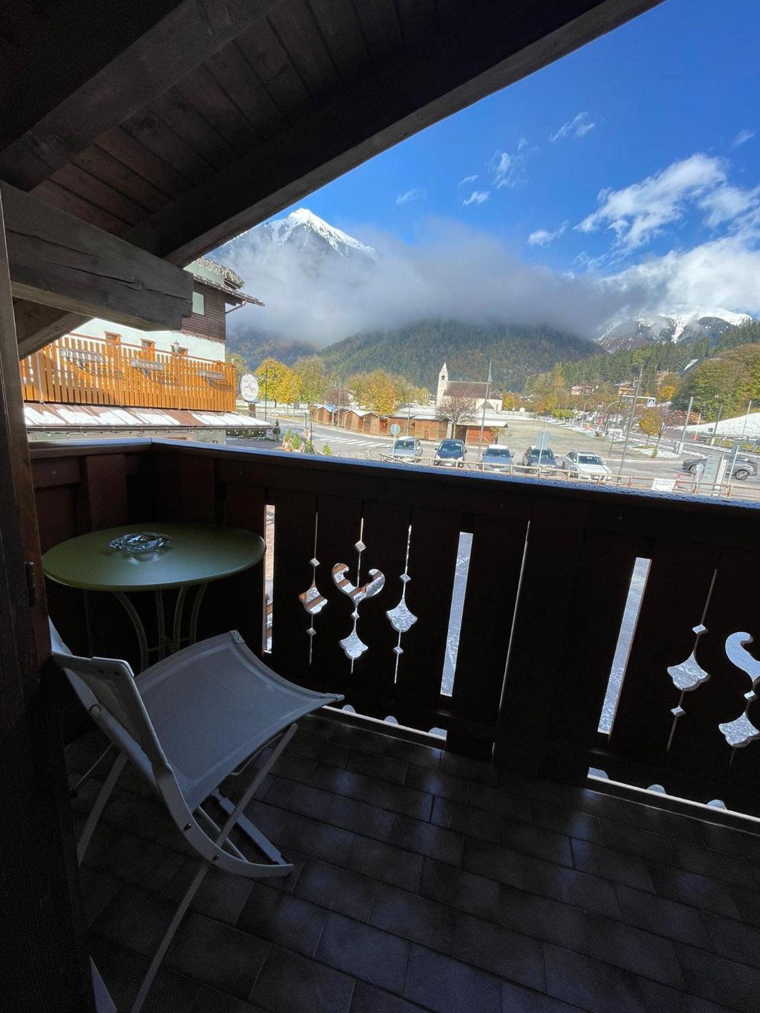 Bed and Breakfast Garni Bonsai Pinzolo Exterior foto